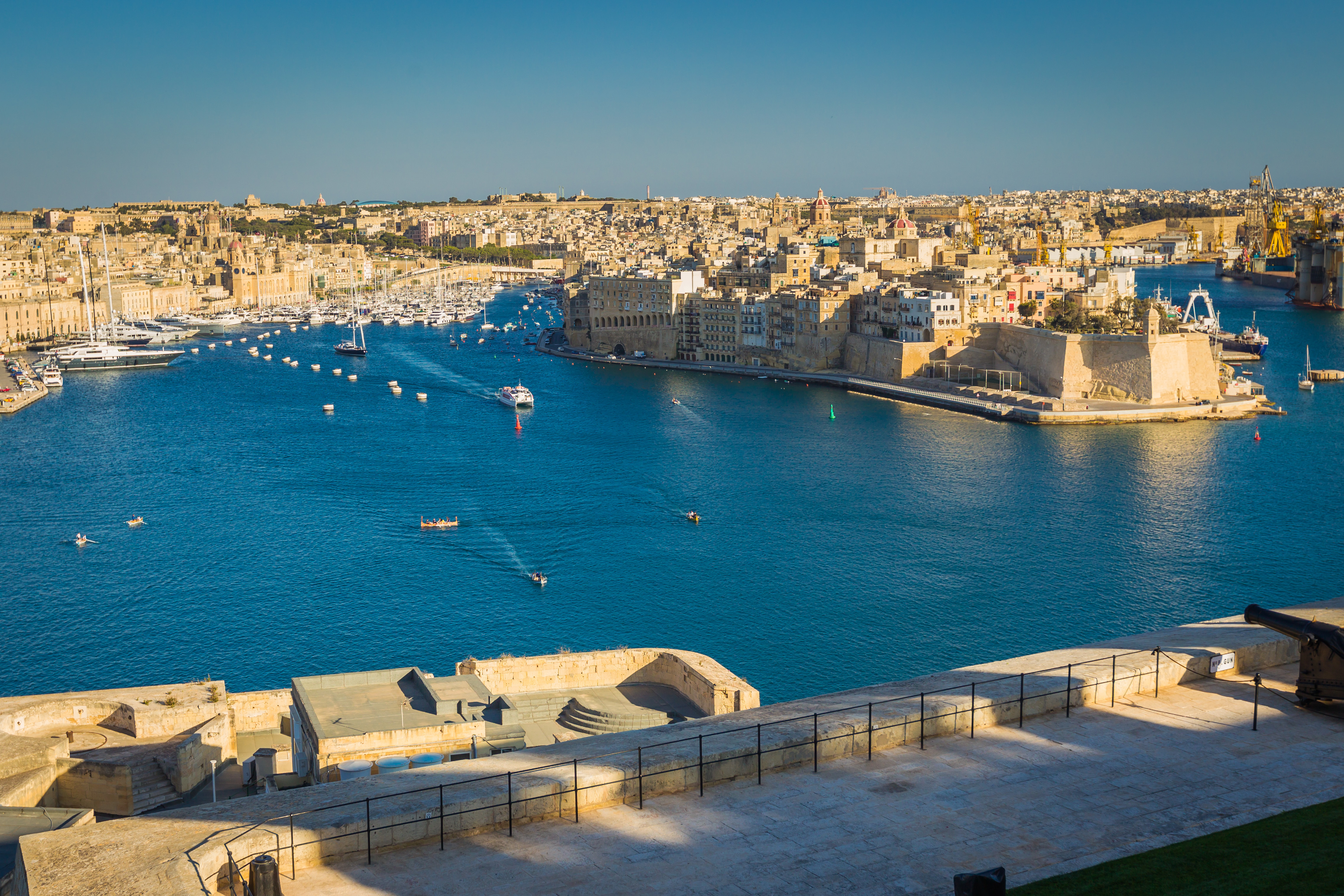 Malta, insula de care te îndrăgosteşti!