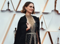 Cele mai bune tinute de la premiile Oscar 2020: Cum a impresionat Natalie Portman pe covorul rosu (Galerie foto)