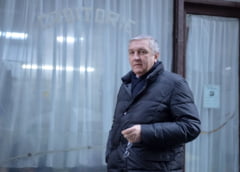 Controversele din viata lui Beuran: Medic al lui Iliescu, ministru al lui Nastase, demis pentru plagiat si retinut pentru mita
