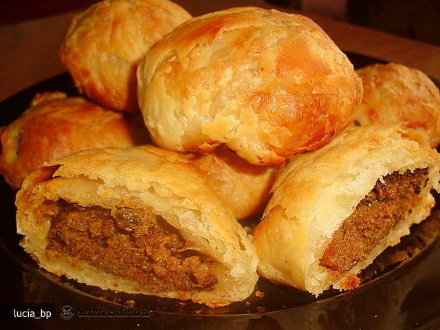 Imagine Reteta culinara Chiftelute in Aluat | 2review.ro