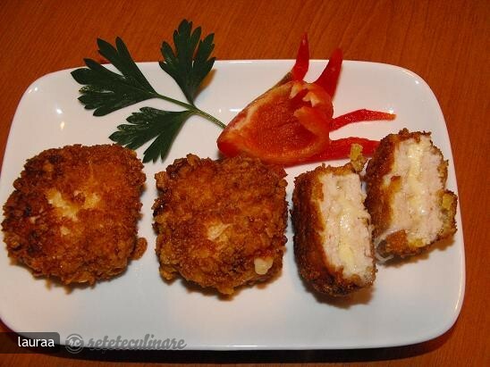 Imagine Reteta culinara Crochete de Pui cu Cascaval | 2review.ro