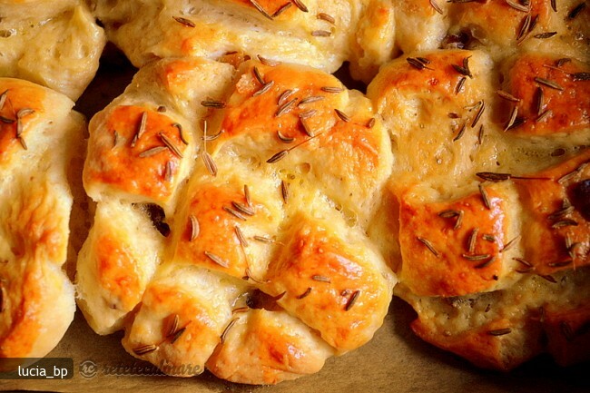 Imagine Reteta culinara Aperitive cu Bacon si Hrean | 2review.ro