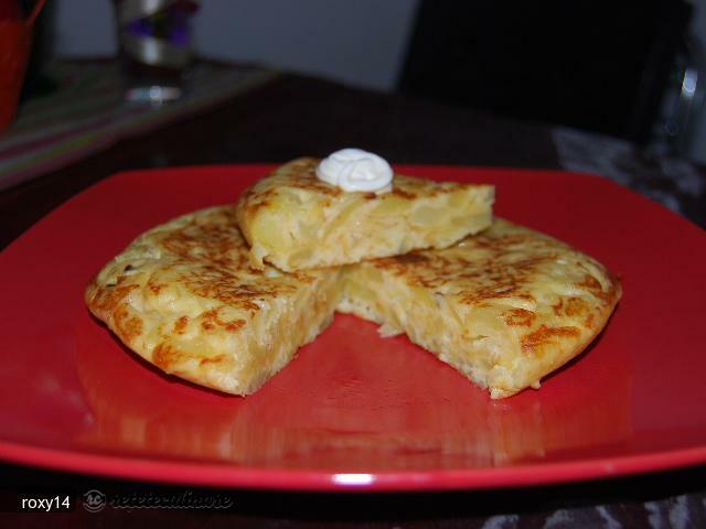 Imagine Reteta culinara Tortilla de Patatas (turta de Cartofi cu Oua) | 2review.ro
