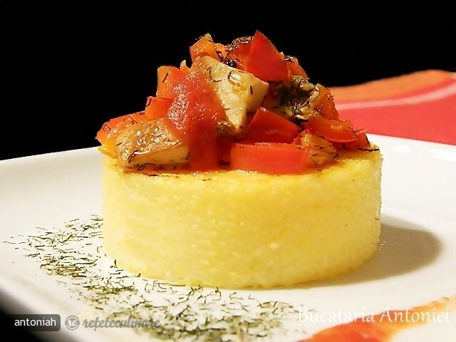 Imagine Reteta culinara Aperitiv cu Mamaliguta si Hribi | 2review.ro