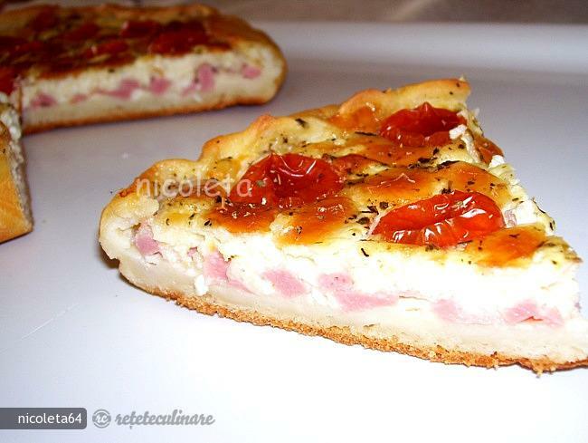 Imagine Reteta culinara Tarta Sarata cu Branza | 2review.ro