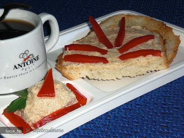 Imagine Reteta culinara Pasta de Peste | 2review.ro