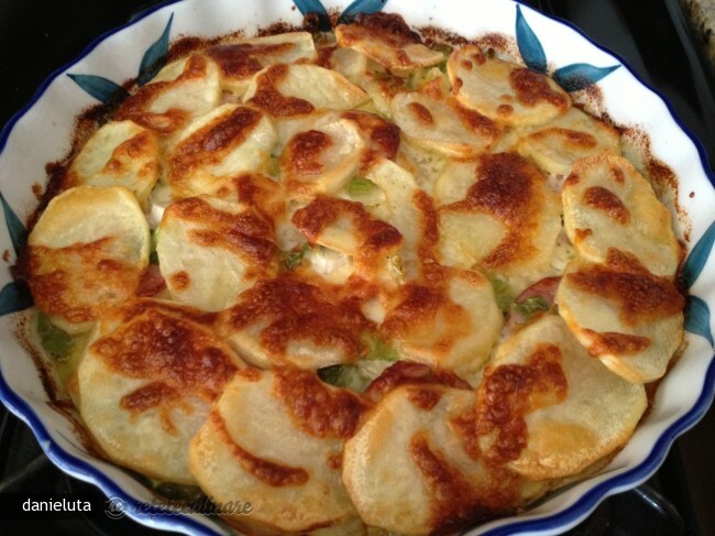 Imagine Reteta culinara Tarta de Cartofi | 2review.ro