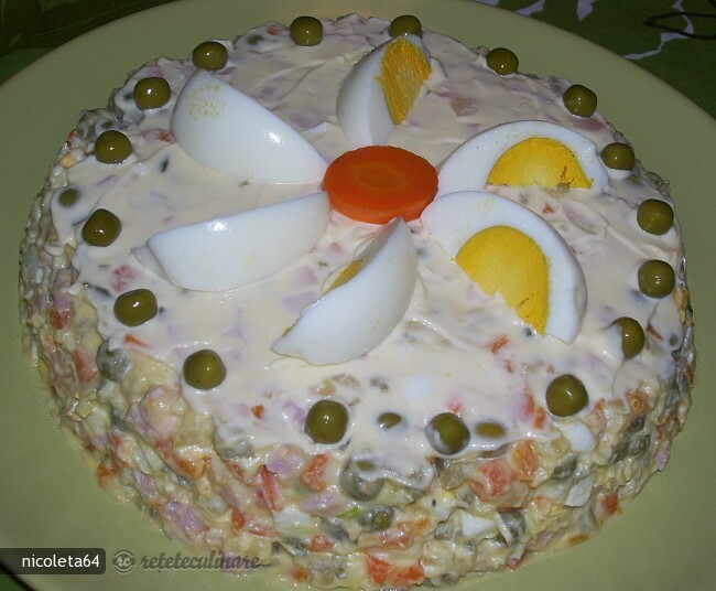 Imagine Reteta culinara Salata Ruseasca | 2review.ro