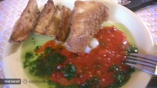 Imagine Reteta culinara Brie Prajita cu Sos de Rosii si Sos Verde | 2review.ro