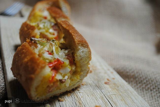 Imagine Reteta culinara Sandwich`Barcute cu Ou si Brie` | 2review.ro