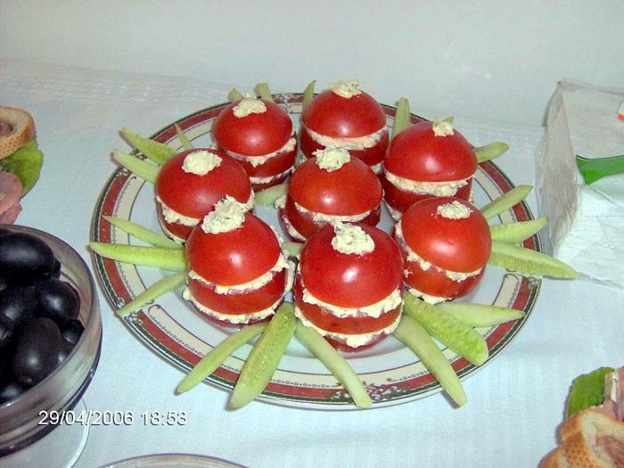 Imagine Reteta culinara Rosii cu brinza | 2review.ro