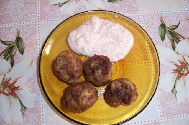 Imagine Reteta culinara Bombite de carne picante | 2review.ro