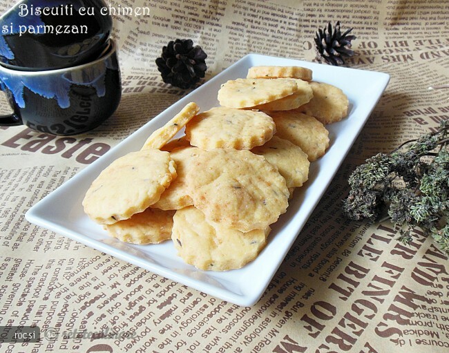 Imagine Reteta culinara Biscuiti cu chimen si parmezan | 2review.ro