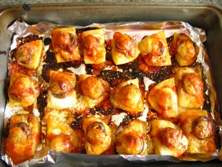 Imagine Reteta culinara Ciuperci in cartofi la cuptor | 2review.ro