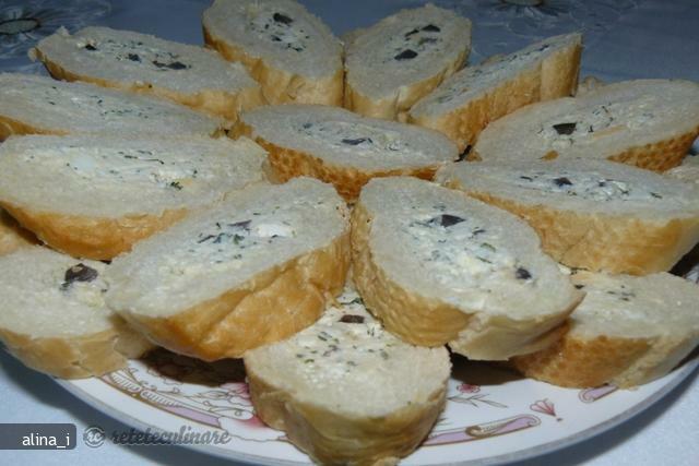 Imagine Reteta culinara Bagheta Umpluta | 2review.ro