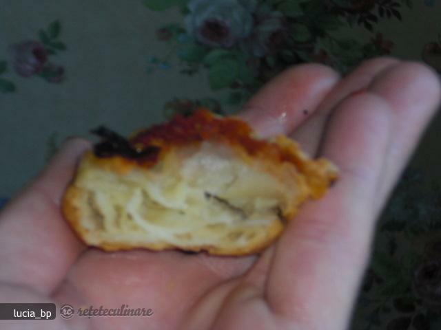 Imagine Reteta culinara Foitaj cu Ricotta si Sos Tomat Aromat | 2review.ro