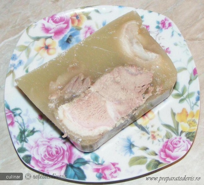 Imagine Reteta culinara Piftie de porc | 2review.ro