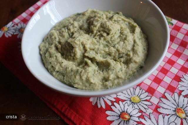 Imagine Reteta culinara Pate din Fasole Boabe si Dovlecel | 2review.ro