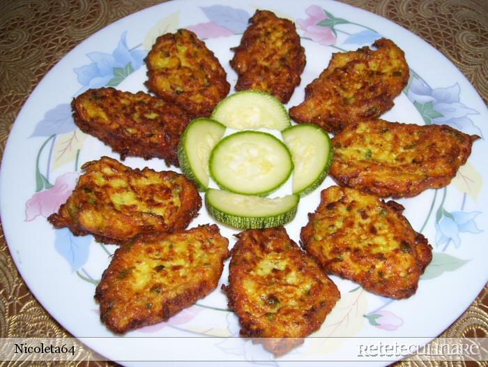 Imagine Reteta culinara Chiftele de dovlecei | 2review.ro