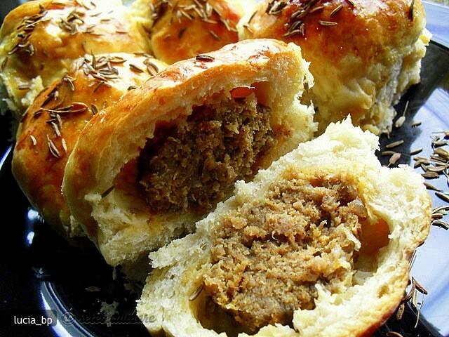 Imagine Reteta culinara Chiftele in Aluat cu Bere | 2review.ro