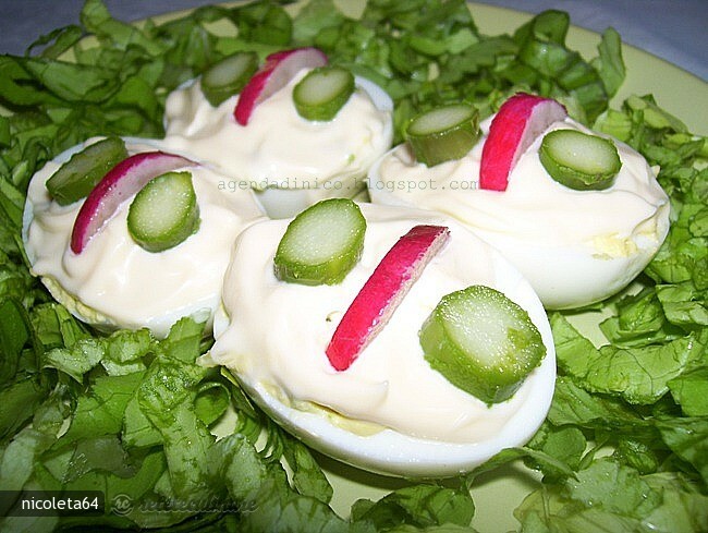 Imagine Reteta culinara Oua Umplute cu Sparanghel | 2review.ro