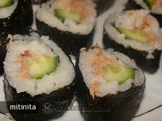 Imagine Reteta culinara Maki Sushi | 2review.ro
