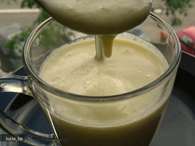Imagine Reteta culinara Lassi cu Mango din Conserva | 2review.ro
