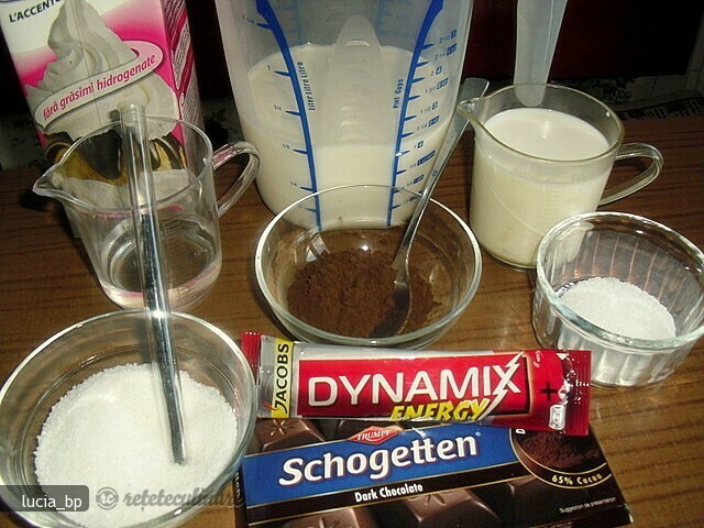 Imagine Reteta culinara Altfel de Frappe, cu Ciocolata Inghetata | 2review.ro