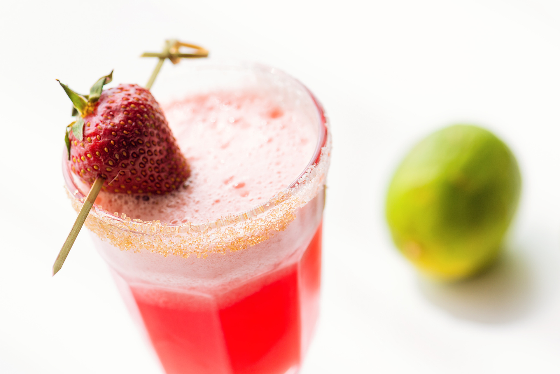 Imagine Reteta culinara Margarita cu Capsuni | 2review.ro