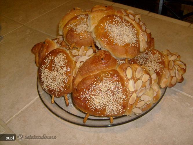 Imagine Reteta culinara Curcani din Aluat de Paine | 2review.ro