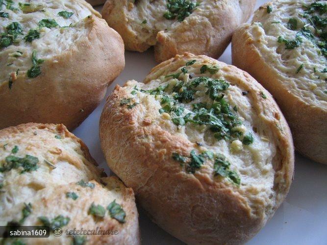 Imagine Reteta culinara Chifle Aromate | 2review.ro