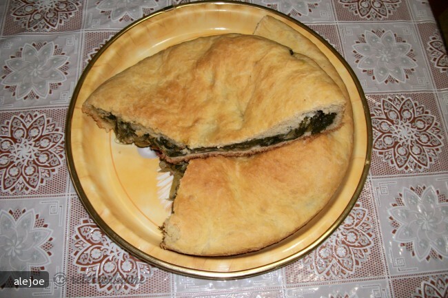 Imagine Reteta culinara Pizza Di Scarole | 2review.ro