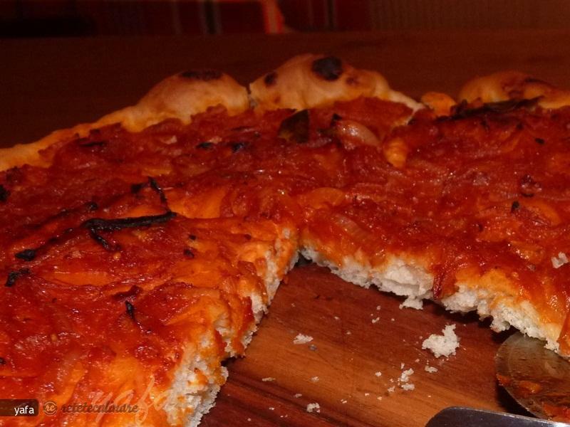 Imagine Reteta culinara Painica cu Ceapa | 2review.ro