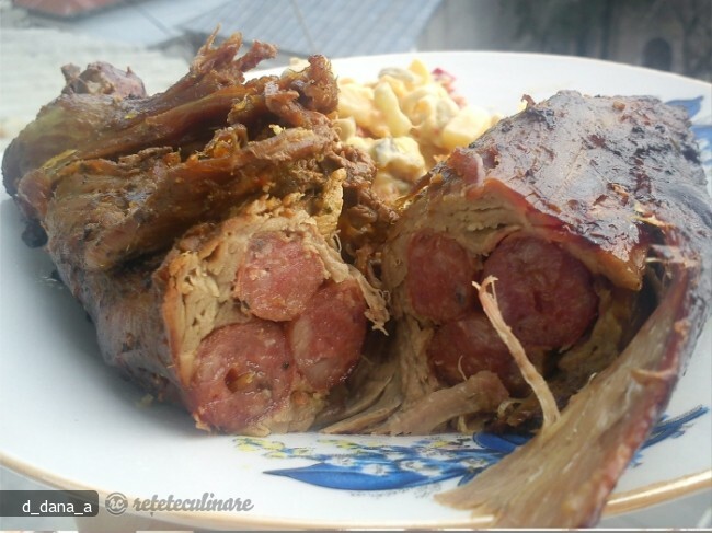 Imagine Reteta culinara Muschiuleti Umpluti cu Carnati | 2review.ro