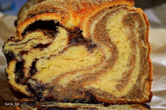 Imagine Reteta culinara Cozonac cu Doua Umpluturi | 2review.ro