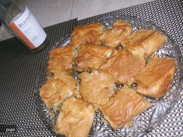 Imagine Reteta culinara Spanakopita (Placinta Greceasca cu Spanac) | 2review.ro