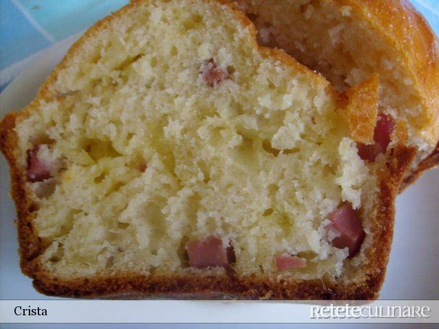 Imagine Reteta culinara Muffins Sarate cu Cascaval si Cremvurst | 2review.ro