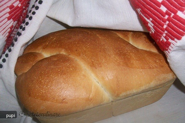 Imagine Reteta culinara Paine Alba Impletita dintr-o singura bucata | 2review.ro