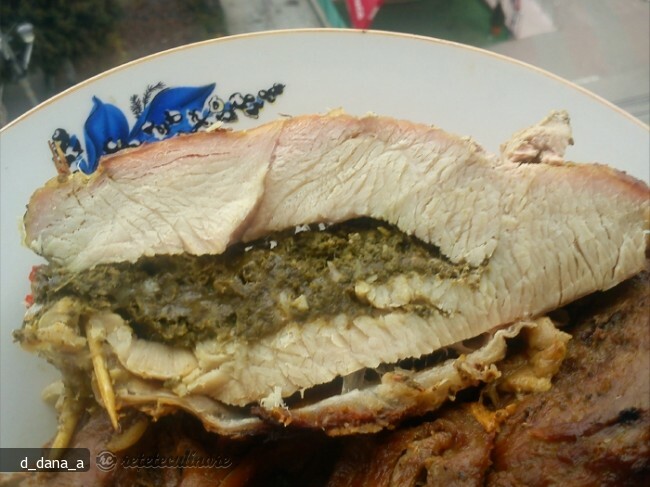 Imagine Reteta culinara Piept de Curcan Umplut | 2review.ro