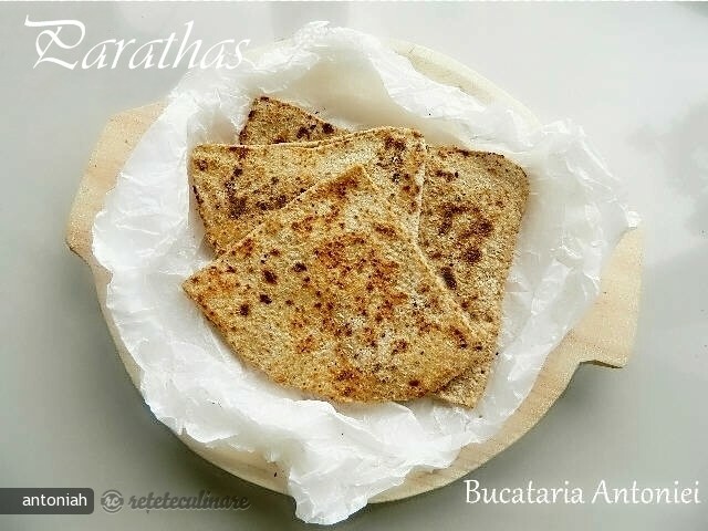 Imagine Reteta culinara Paratha | 2review.ro