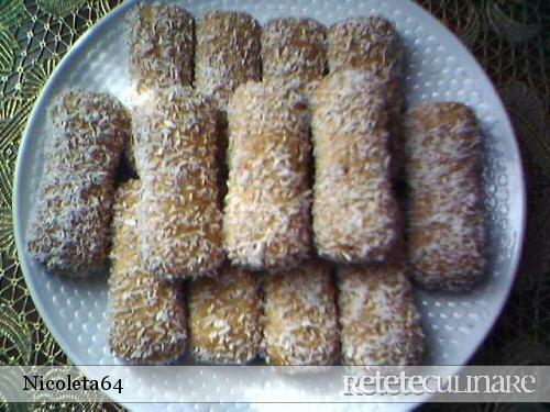 Imagine Reteta culinara Biscuiti cu crema de alune | 2review.ro