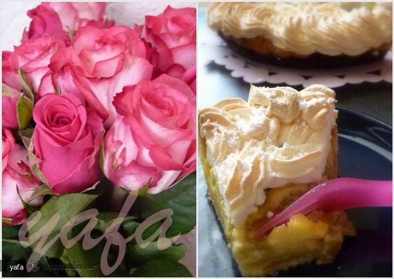 Imagine Reteta culinara Tarta cu Rubarba si Bezea a la Christine Ferber | 2review.ro