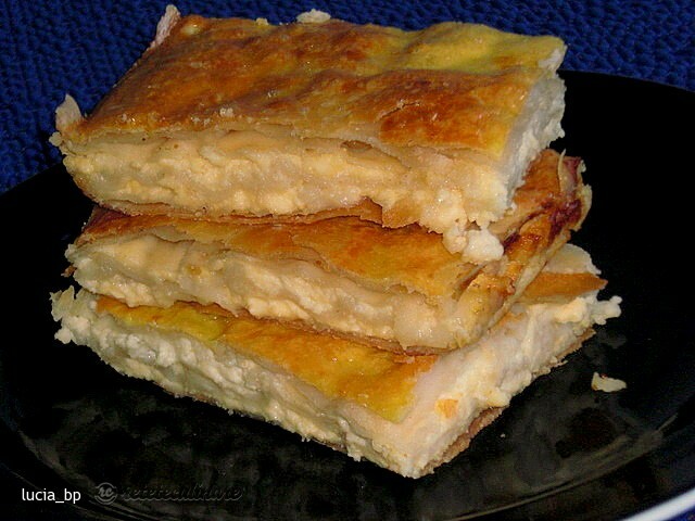 Imagine Reteta culinara Placinta cu Branza | 2review.ro