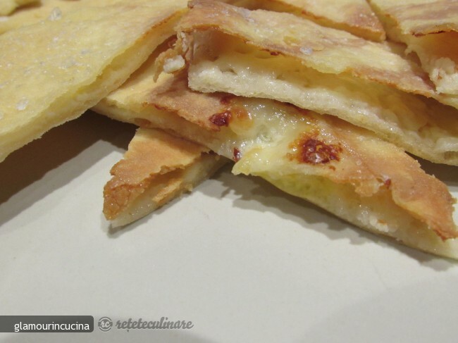 Imagine Reteta culinara Focaccia cu Stracchino Fara Drojdie | 2review.ro