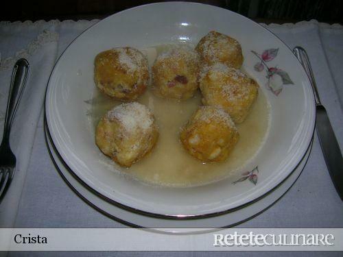 Imagine Reteta culinara Canederli (knoedel) allo speck | 2review.ro