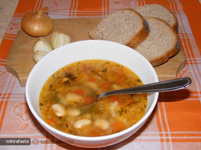 Imagine Reteta culinara Bors Moldovenesc de Fasole Boabe | 2review.ro