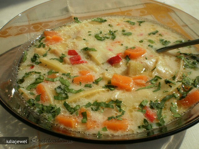 Imagine Reteta culinara Ciorba Alba de Pastai | 2review.ro