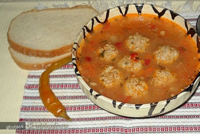 Imagine Reteta culinara Ciorba de perisoare | 2review.ro