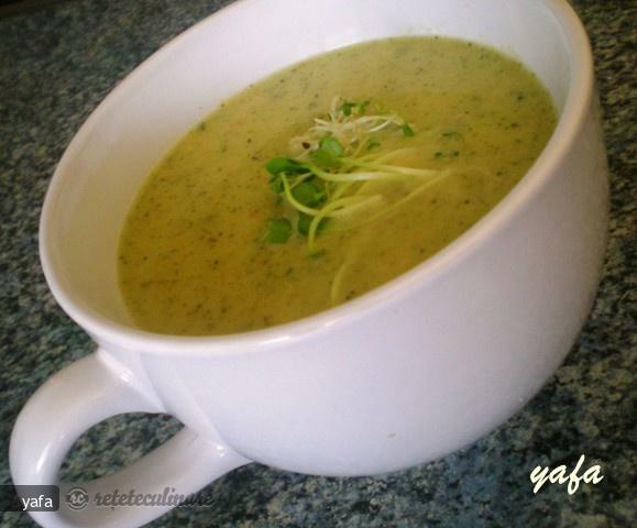 Imagine Reteta culinara Supa de Brocoli | 2review.ro