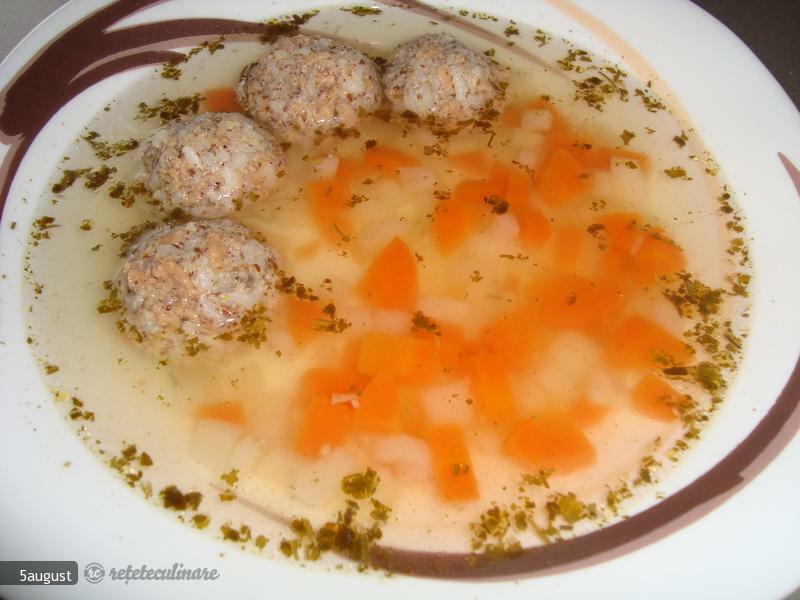 Imagine Reteta culinara Ciorba Vegetariana de Perisoare | 2review.ro